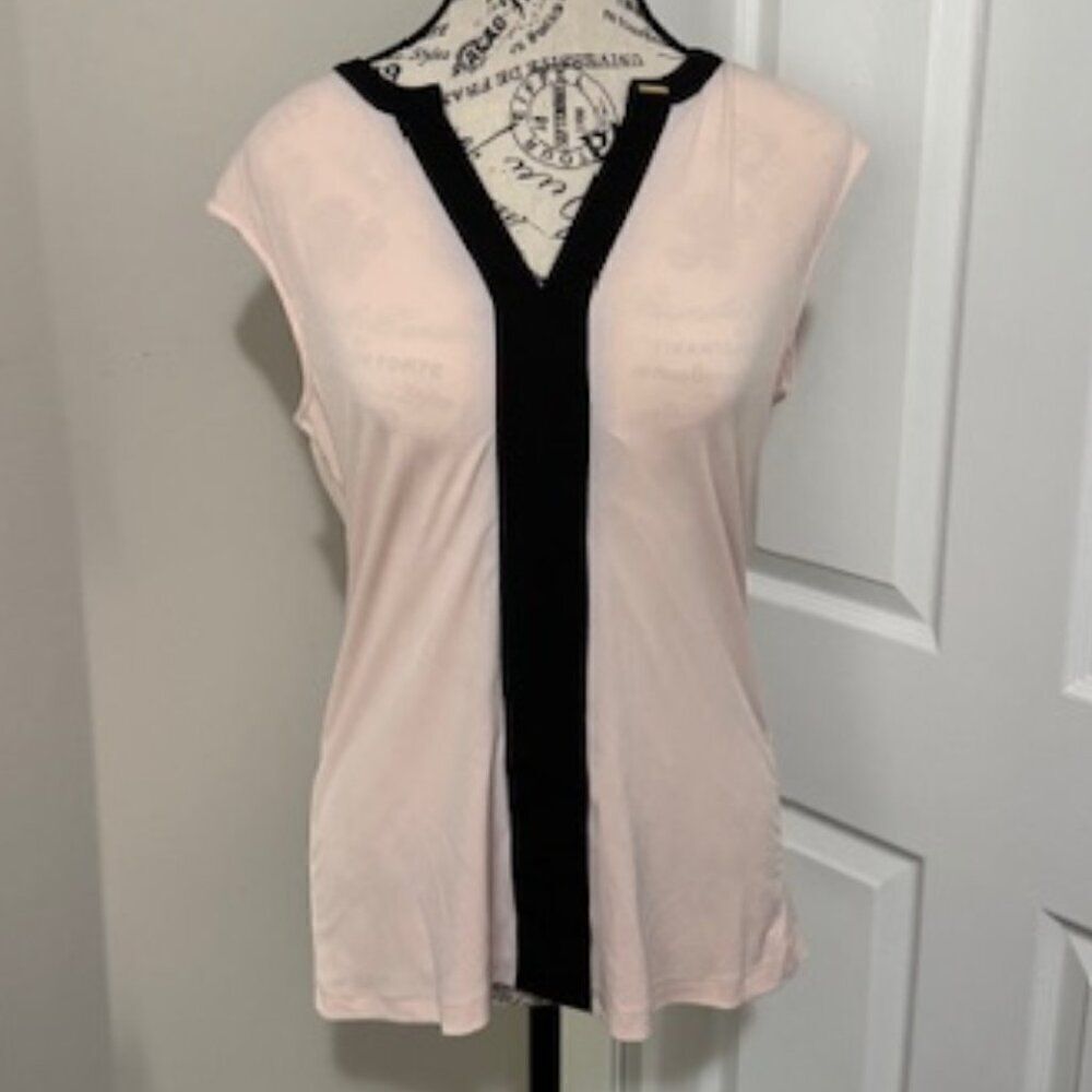 USED Woman's Calvin Klein No Sleeve Blouse Color Pink/Black Size Small